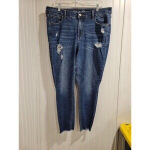 Old Navy Rockstar Super Skinny Distressed Raw Hem Jean Size 16